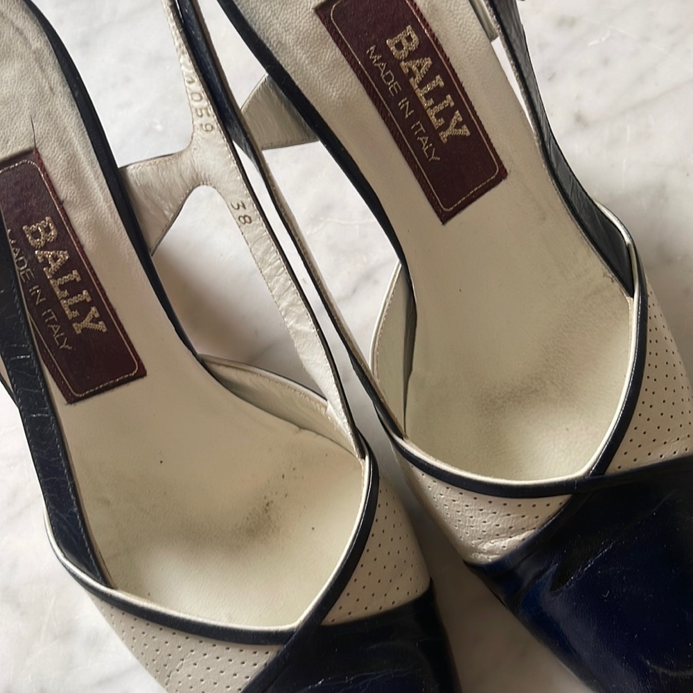 Vintage Bally sling back heels